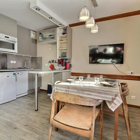 Renove 3 Pieces, 6 Pers., Au Pied Des Pistes - Fr-1-455-65 * La Plagne